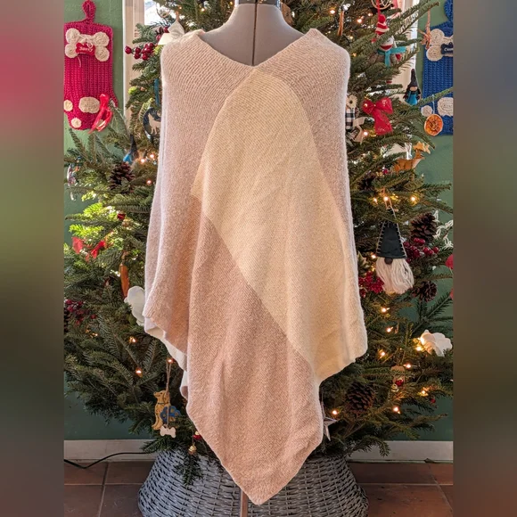 Anthropologie Cream and Tan Poncho - Picture 4 of 5